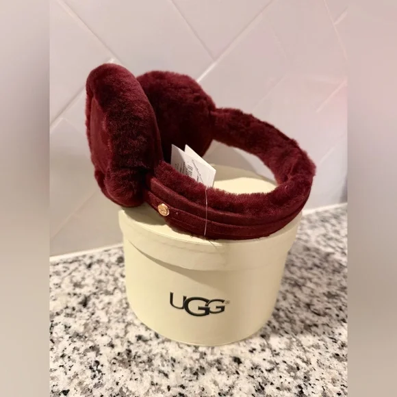 NWT Burgundy Red UGG Earmuffs-Wine Tasting - Picture 2 of 6